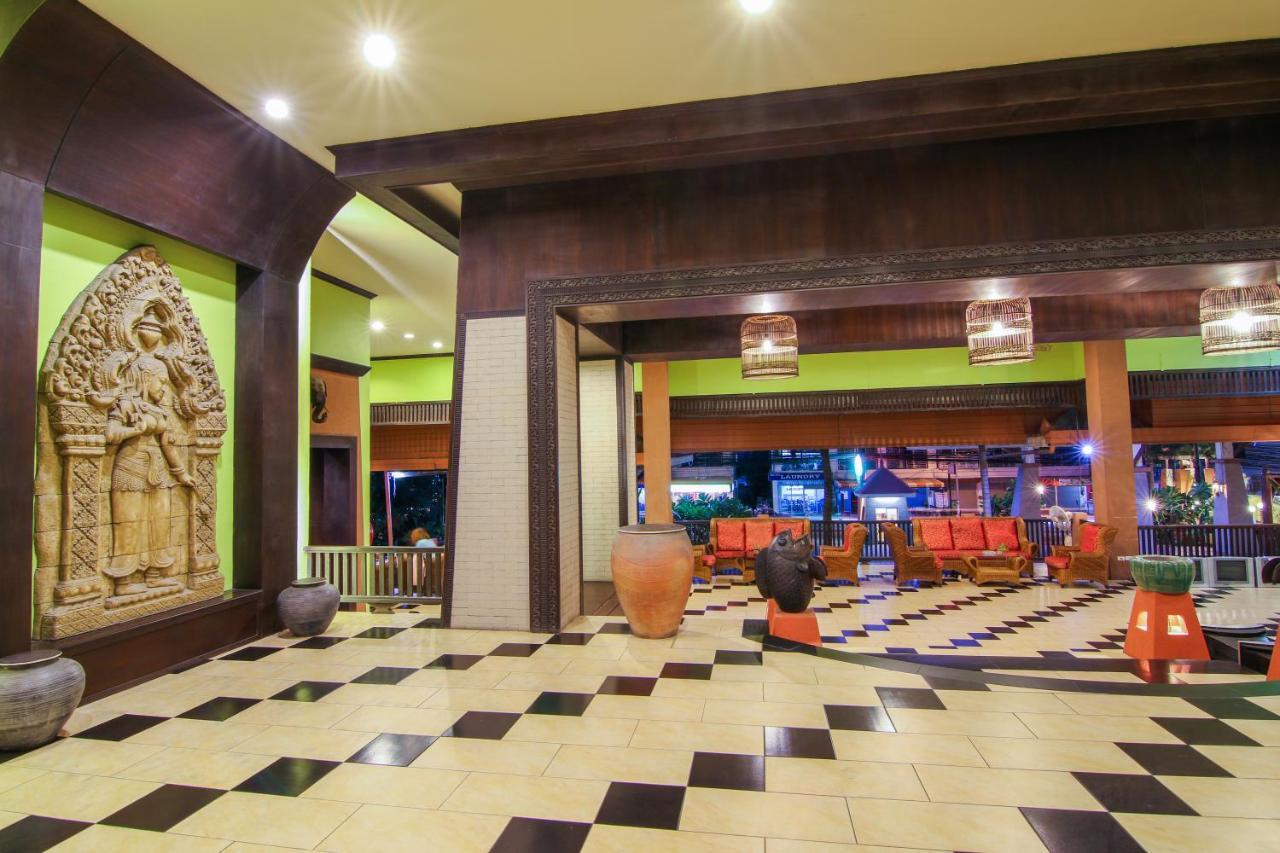 Phuphaya Resort Патая Екстериор снимка