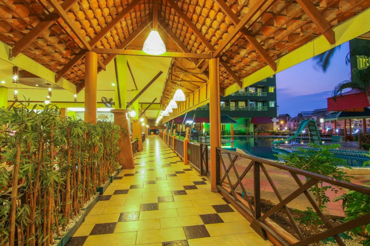 Phuphaya Resort Патая Екстериор снимка